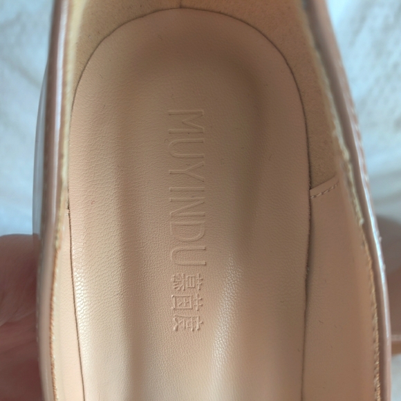 NWOT Muyindu Pointed Toe Heels - Picture 3 of 5
